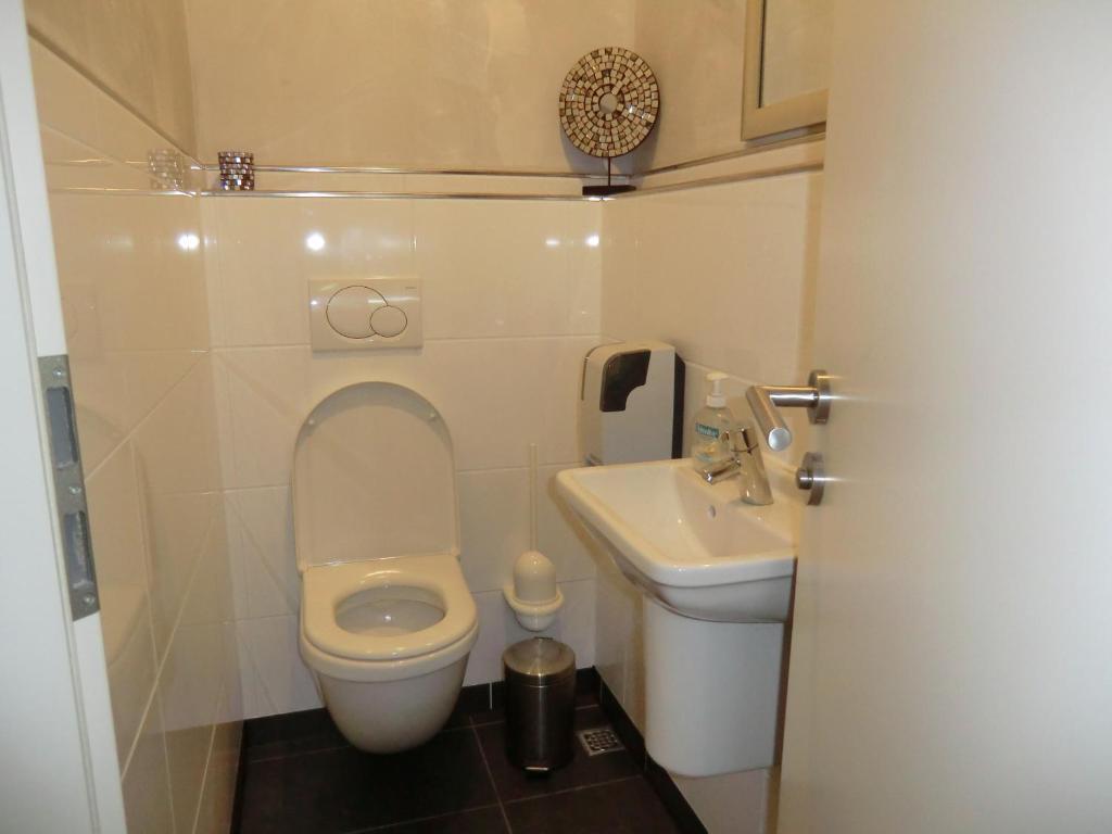 Hotel Garni Julia Linnich Стая снимка